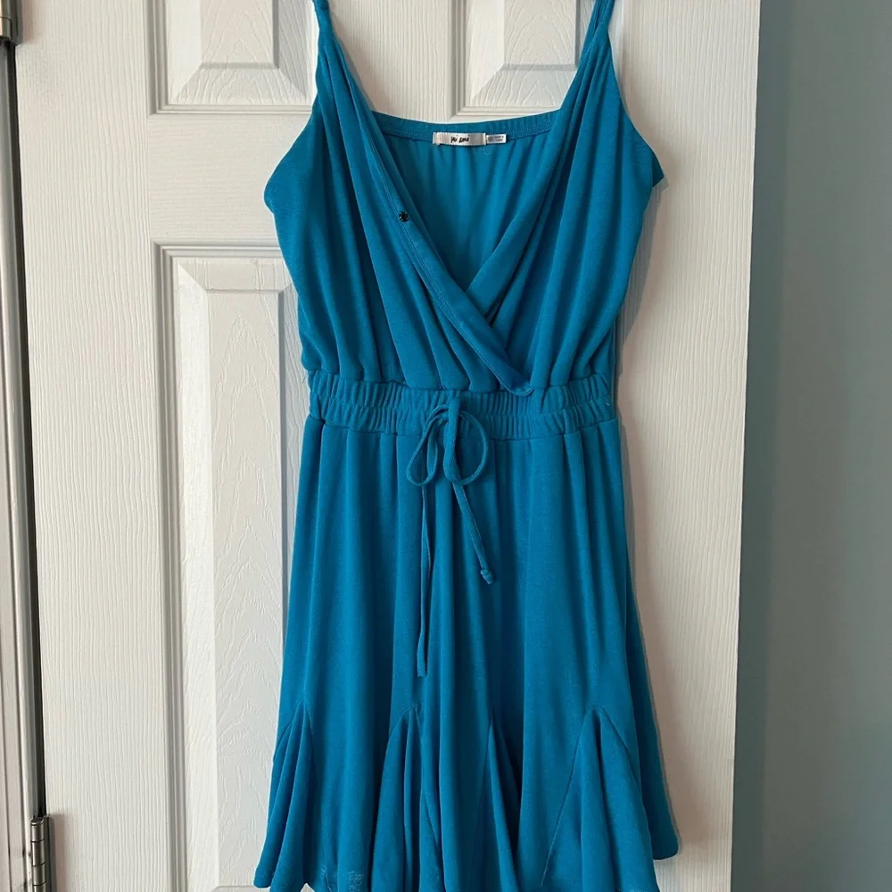 Mi Ami size XS dress.  Super comfy. Can be worn during day or a night out - Picture 5 of 5